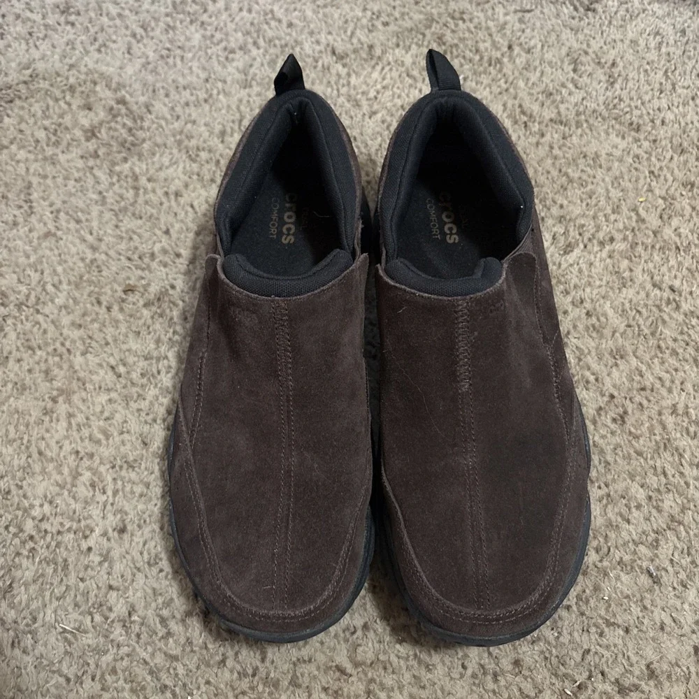 Crocs Men Swiftwater Loafer Shoe Size 12 Brown Suede Slip On Comfort Casual Clog